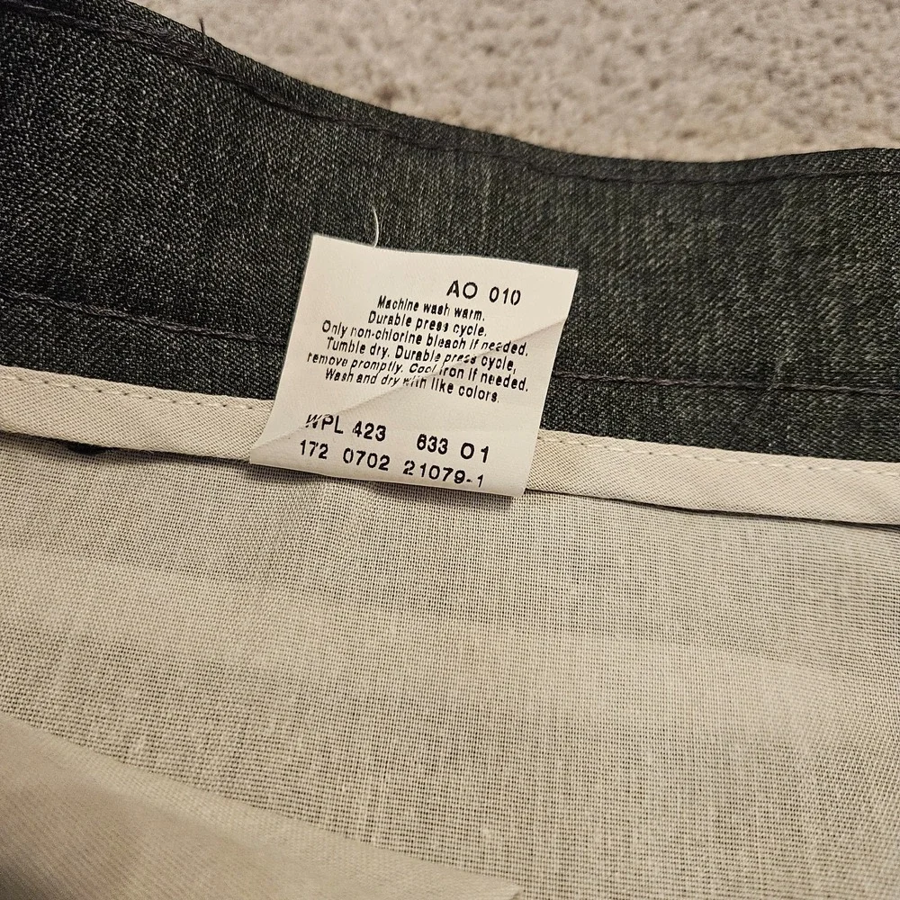 Vintage Levi's Action Slacks Men's‎ Dress Pants W38 L30 Gray Heather Pleated